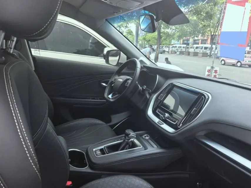 2021 Jetour X70M 1.5T 156HP L4 6DCT,autocango,china used car exporter,china ev exporter,chinese used car exporter,chinese used ev exporter