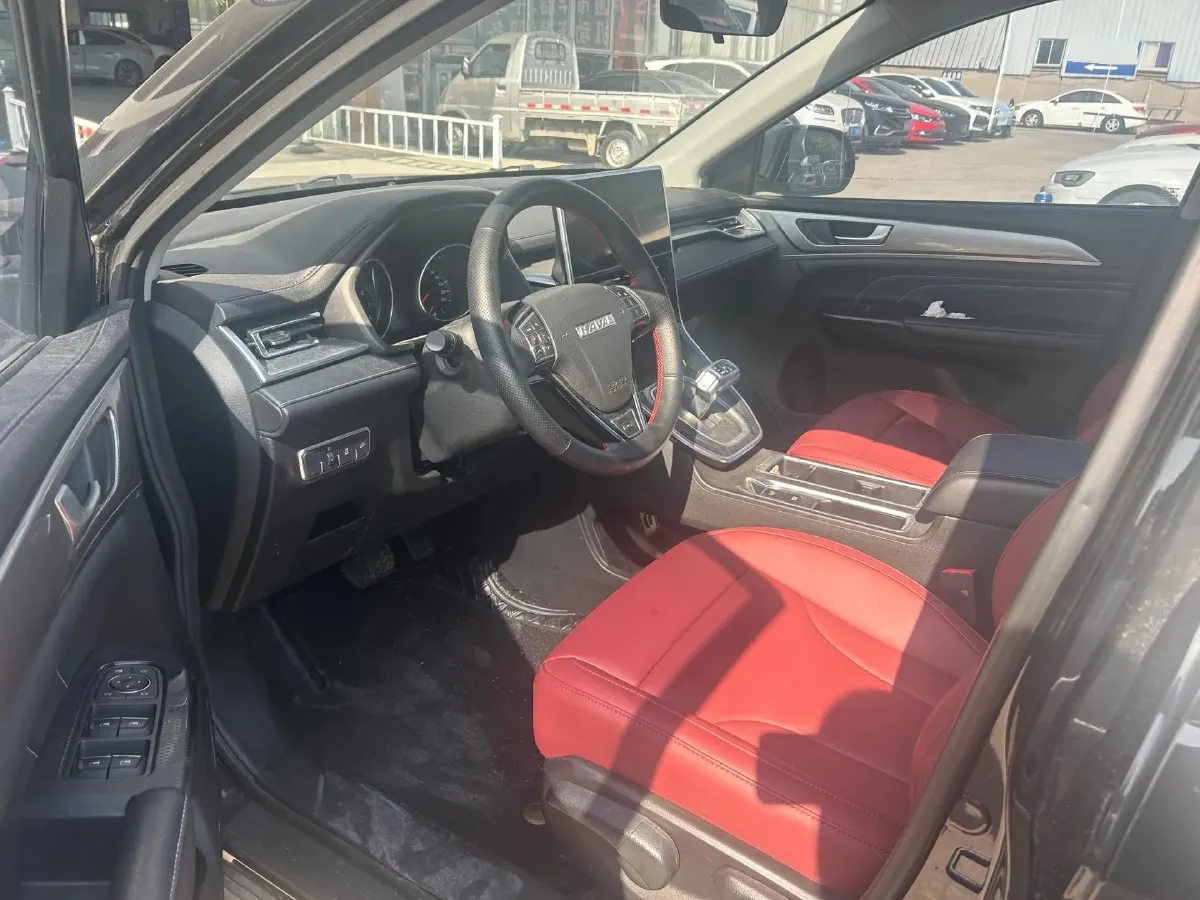 2021 Haval M6 1.5T 150HP L4 7DCT,autocango,china used car exporter,china ev exporter,chinese used car exporter,chinese used ev exporter