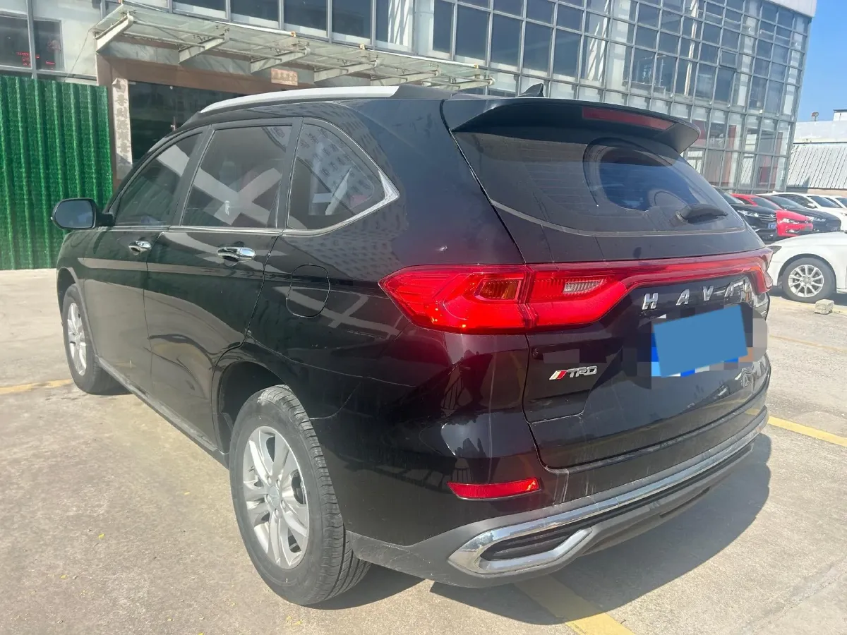 2021 Haval M6 1.5T 150HP L4 7DCT,autocango,china used car exporter,china ev exporter,chinese used car exporter,chinese used ev exporter