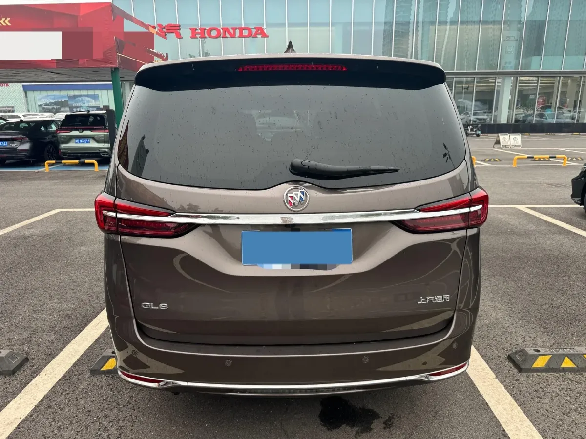 2023 Buick GL8 2.0T 237HP L4 9AT,autocango,china used car exporter,china ev exporter,chinese used car exporter,chinese used ev exporter