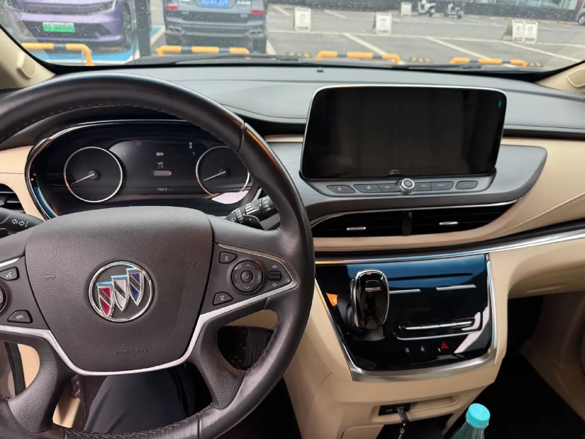 2023 Buick GL8 2.0T 237HP L4 9AT,autocango,china used car exporter,china ev exporter,chinese used car exporter,chinese used ev exporter
