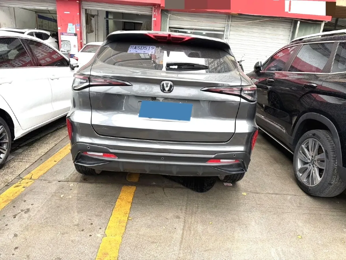 2024 ChangAn X5 PLUS 1.5T 188HP L4 7DCT,autocango,china used car exporter,china ev exporter,chinese used car exporter,chinese used ev exporter