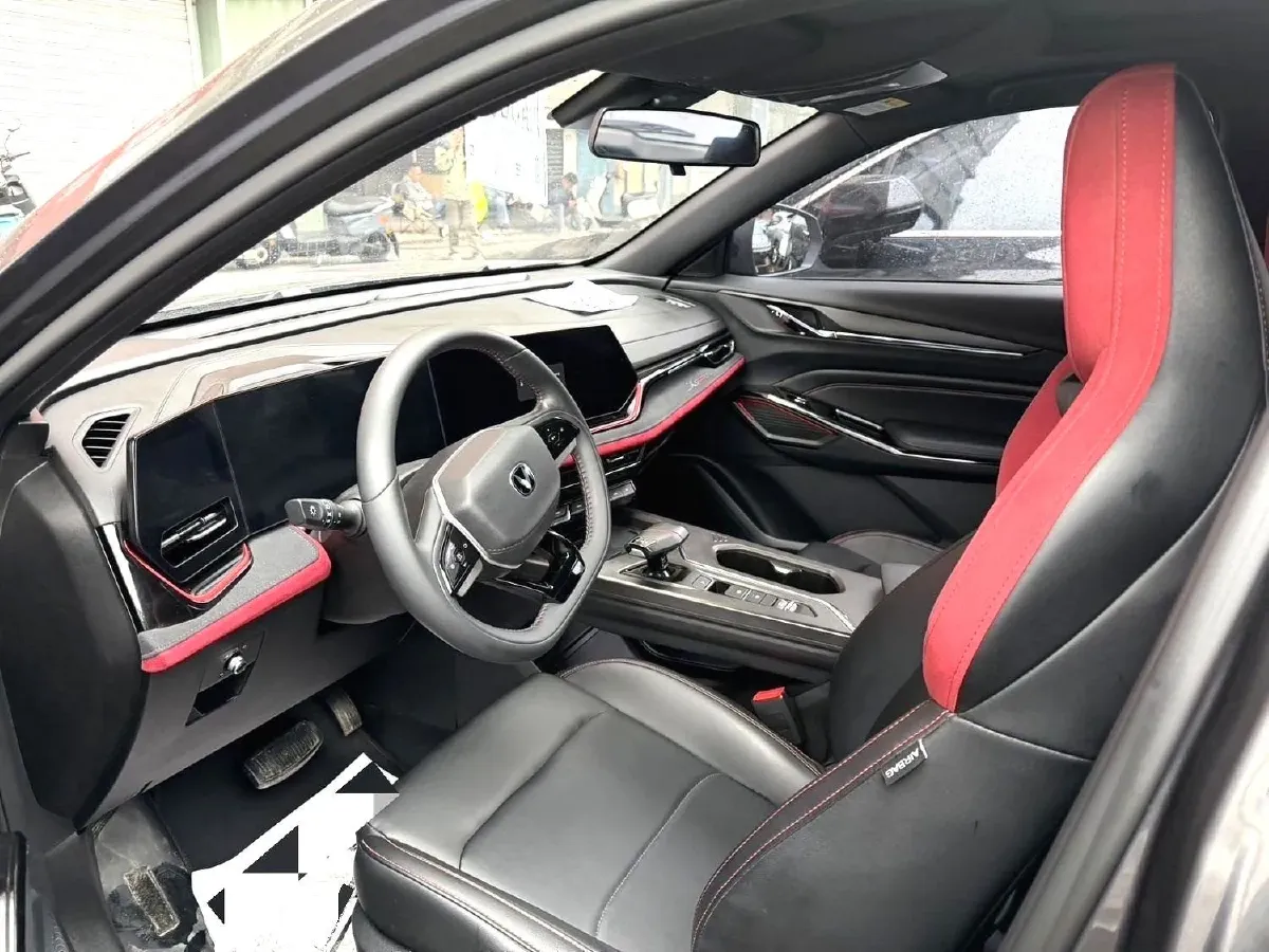 2024 ChangAn X5 PLUS 1.5T 188HP L4 7DCT,autocango,china used car exporter,china ev exporter,chinese used car exporter,chinese used ev exporter