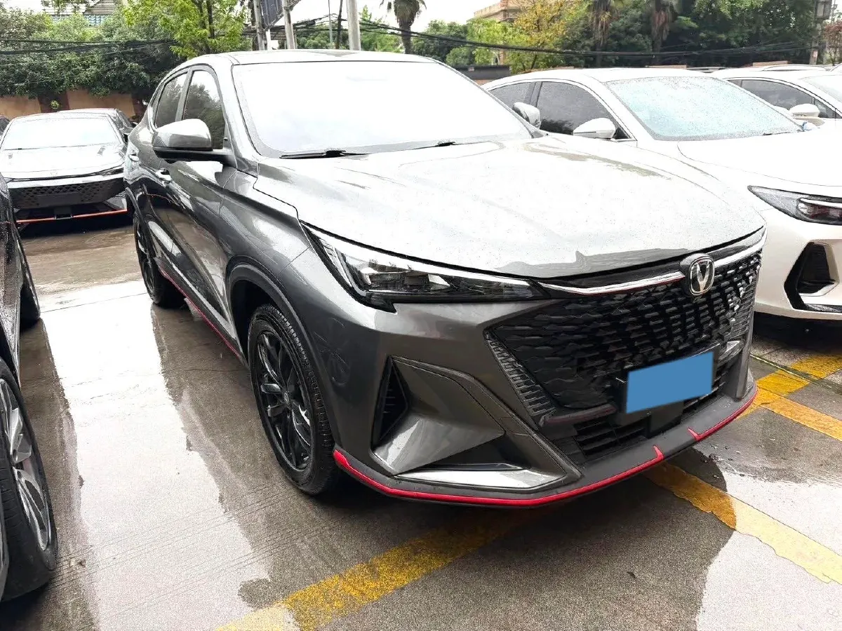 2024 ChangAn X5 PLUS 1.5T 188HP L4 7DCT,autocango,china used car exporter,china ev exporter,chinese used car exporter,chinese used ev exporter