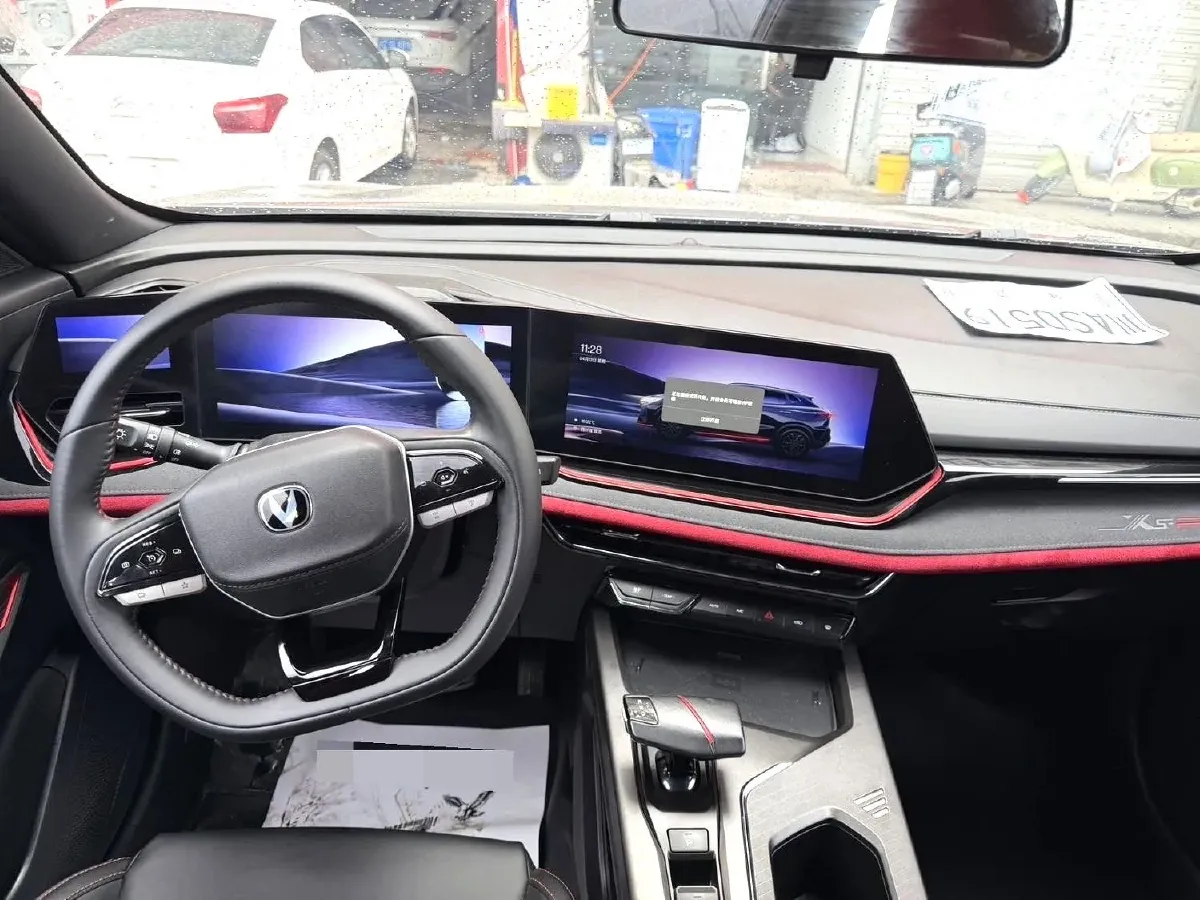 2024 ChangAn X5 PLUS 1.5T 188HP L4 7DCT,autocango,china used car exporter,china ev exporter,chinese used car exporter,chinese used ev exporter