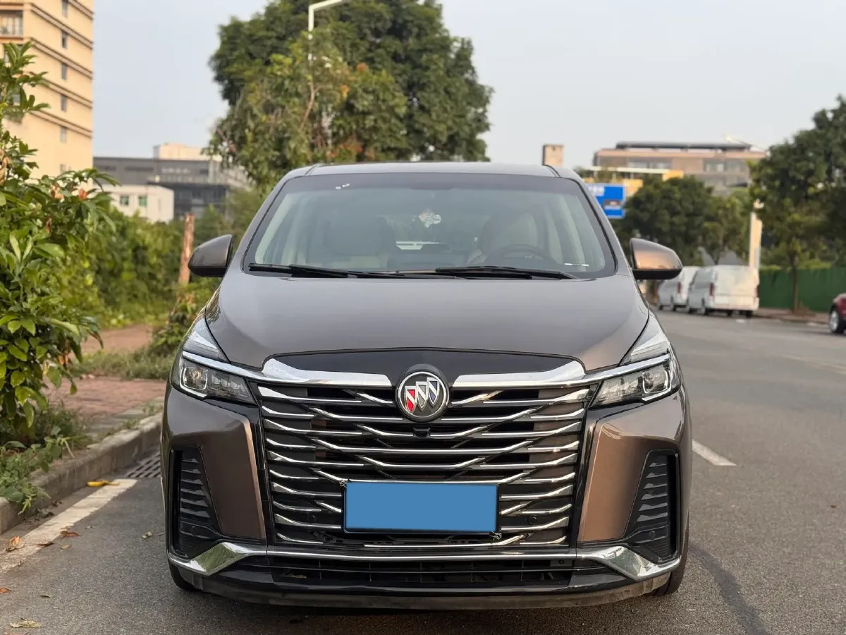 2023 Buick GL8 2.0T 237HP L4 9AT,autocango,china used car exporter,china ev exporter,chinese used car exporter,chinese used ev exporter