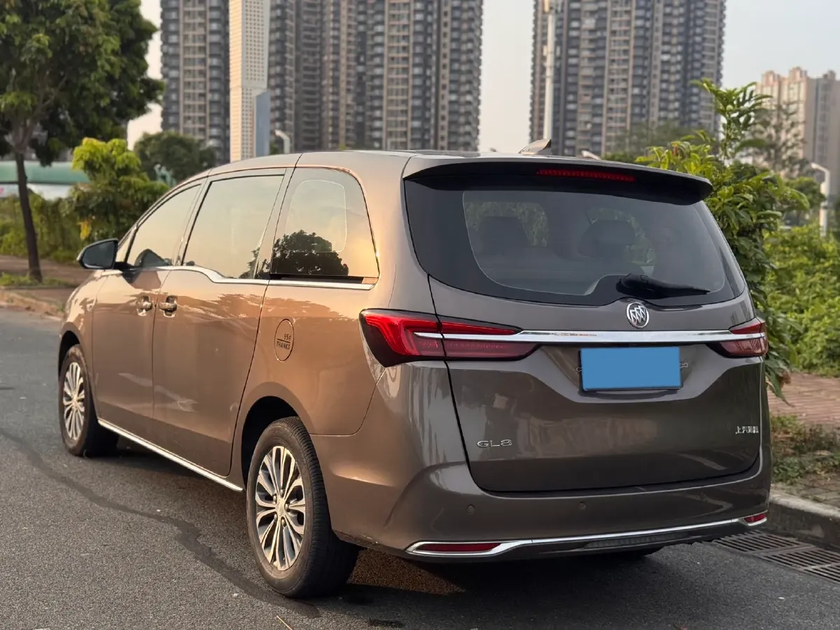2023 Buick GL8 2.0T 237HP L4 9AT,autocango,china used car exporter,china ev exporter,chinese used car exporter,chinese used ev exporter