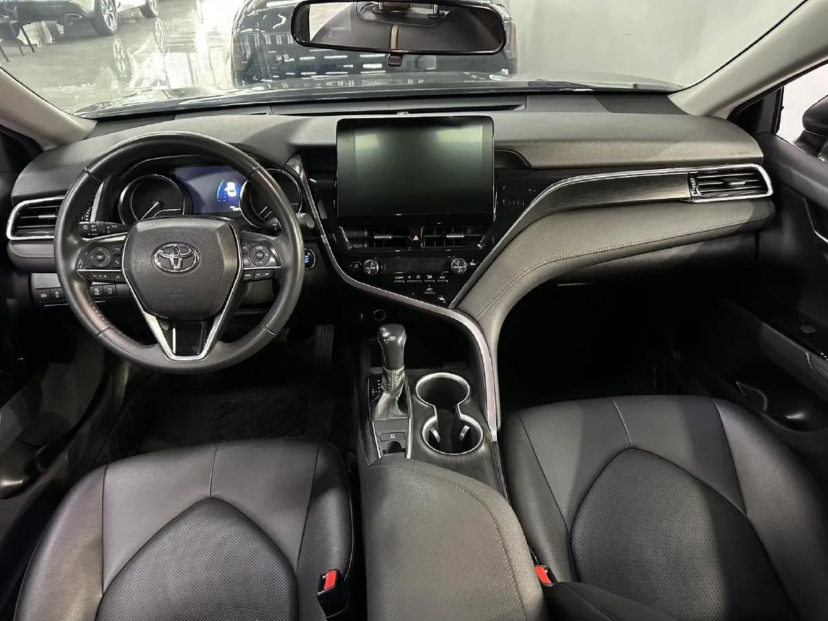 2021 Toyota Camry 2.0L 178HP L4 CVT,autocango,china used car exporter,china ev exporter,chinese used car exporter,chinese used ev exporter
