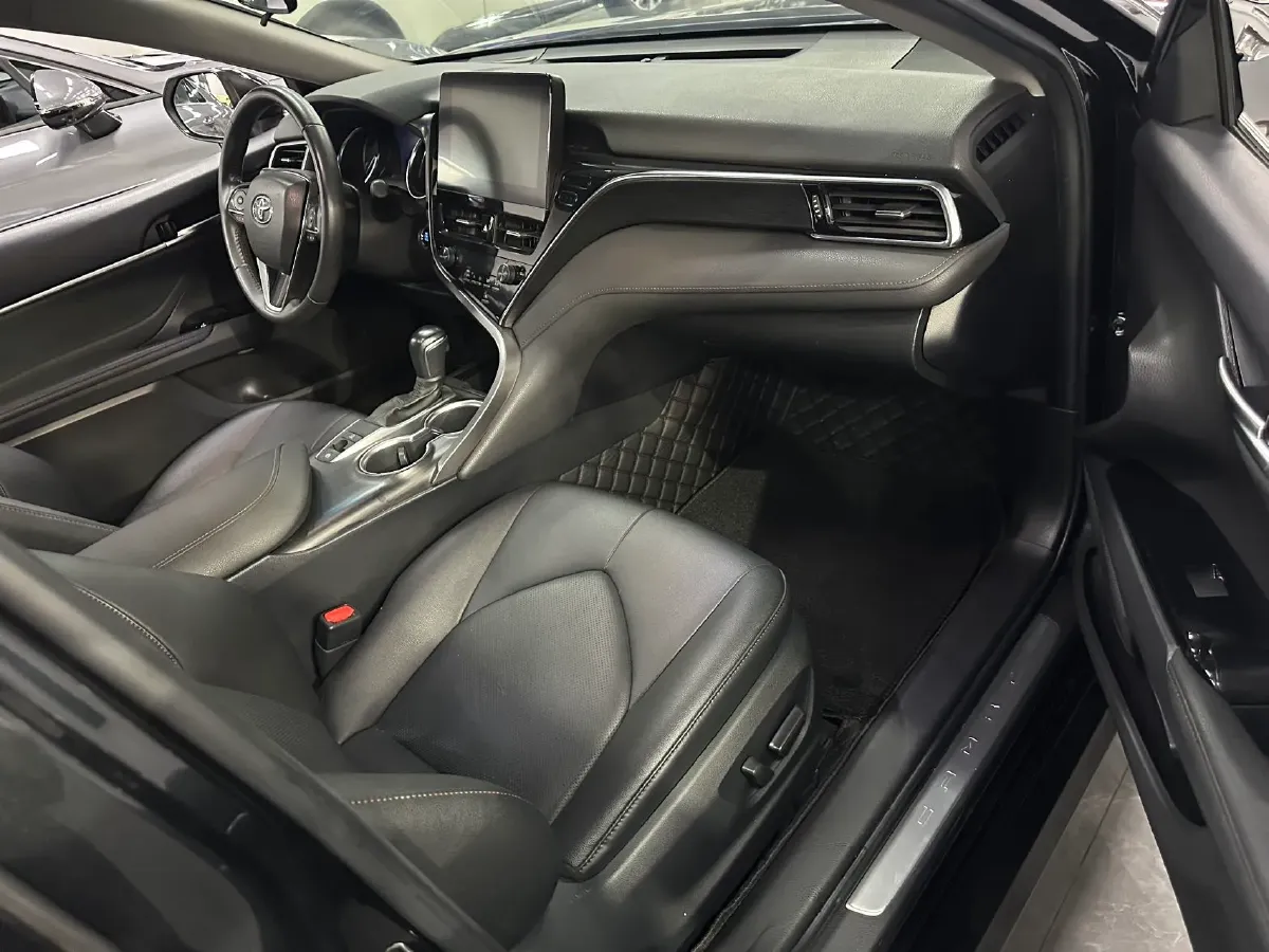 2021 Toyota Camry 2.0L 178HP L4 CVT,autocango,china used car exporter,china ev exporter,chinese used car exporter,chinese used ev exporter