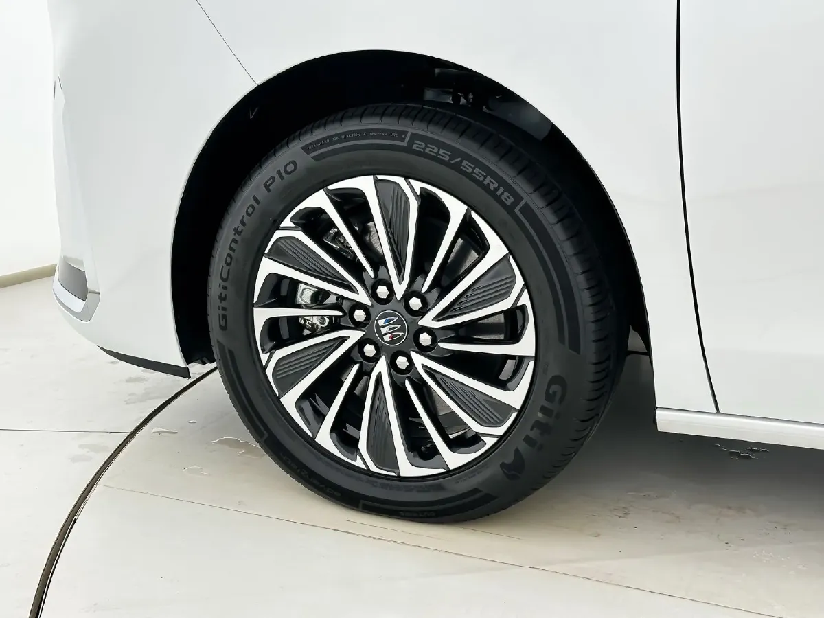2025 Buick GL8 1.5T 180HP L4 2DHT PHEV,autocango,china used car exporter,china ev exporter,chinese used car exporter,chinese used ev exporter
