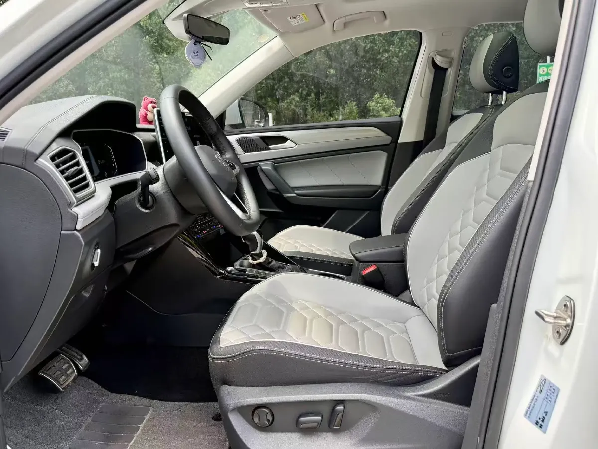 2023 Volkswagen Tayron 2.0T 220HP L4 7DCT,autocango,china used car exporter,china ev exporter,chinese used car exporter,chinese used ev exporter