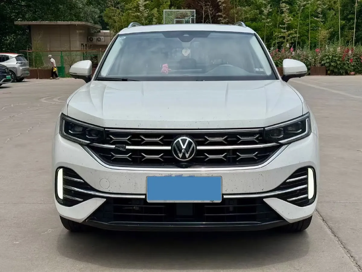 2023 Volkswagen Tayron 2.0T 220HP L4 7DCT,autocango,china used car exporter,china ev exporter,chinese used car exporter,chinese used ev exporter