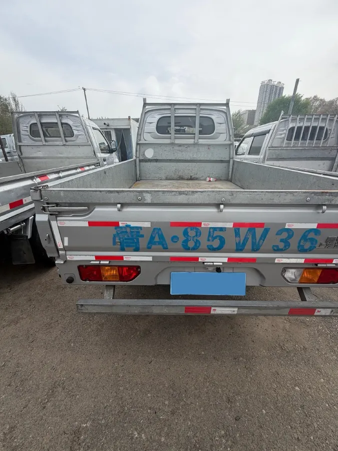 2023 WuLing RongGuang New Truck 1.5L 102HP L4 5MT,autocango,china used car exporter,china ev exporter,chinese used car exporter,chinese used ev exporter