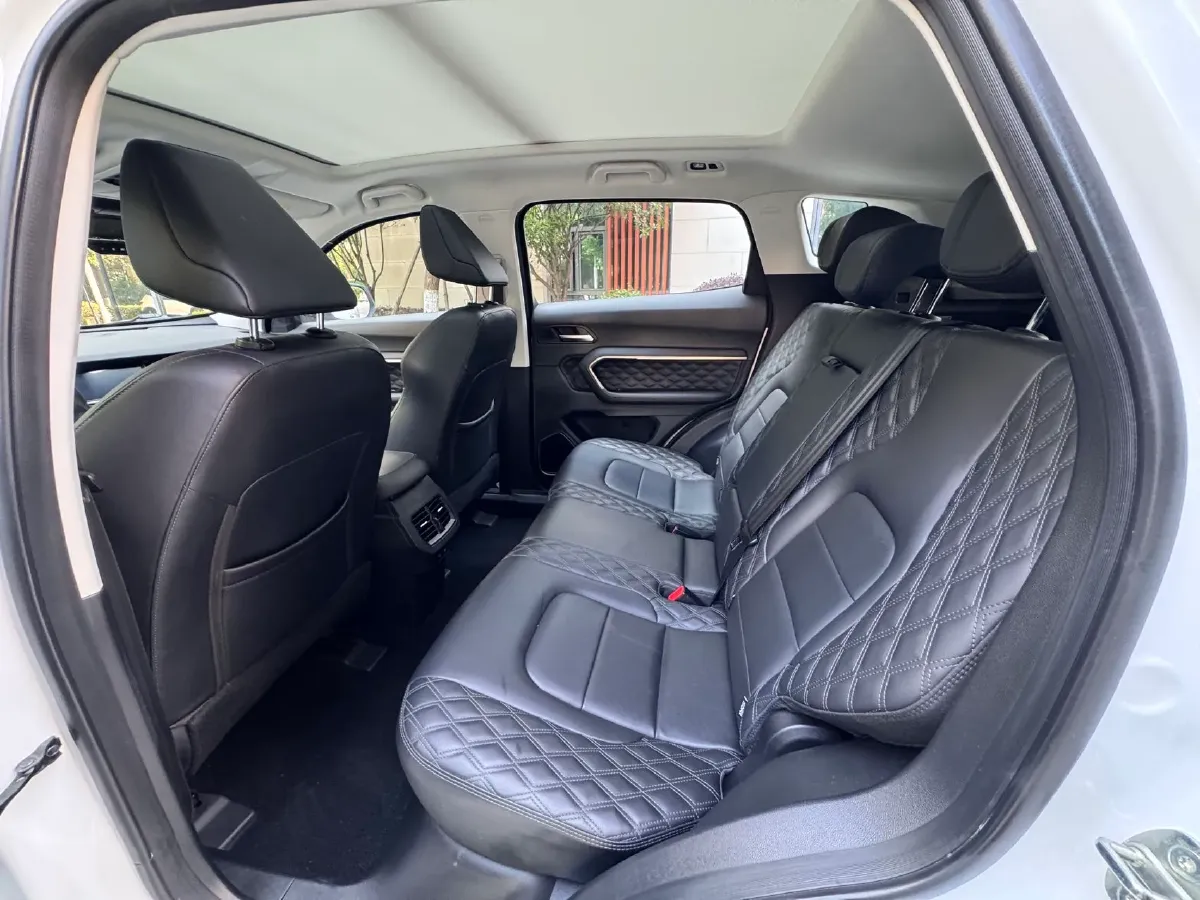2020 Haval H6 1.5T 169HP L4 7DCT,autocango,china used car exporter,china ev exporter,chinese used car exporter,chinese used ev exporter