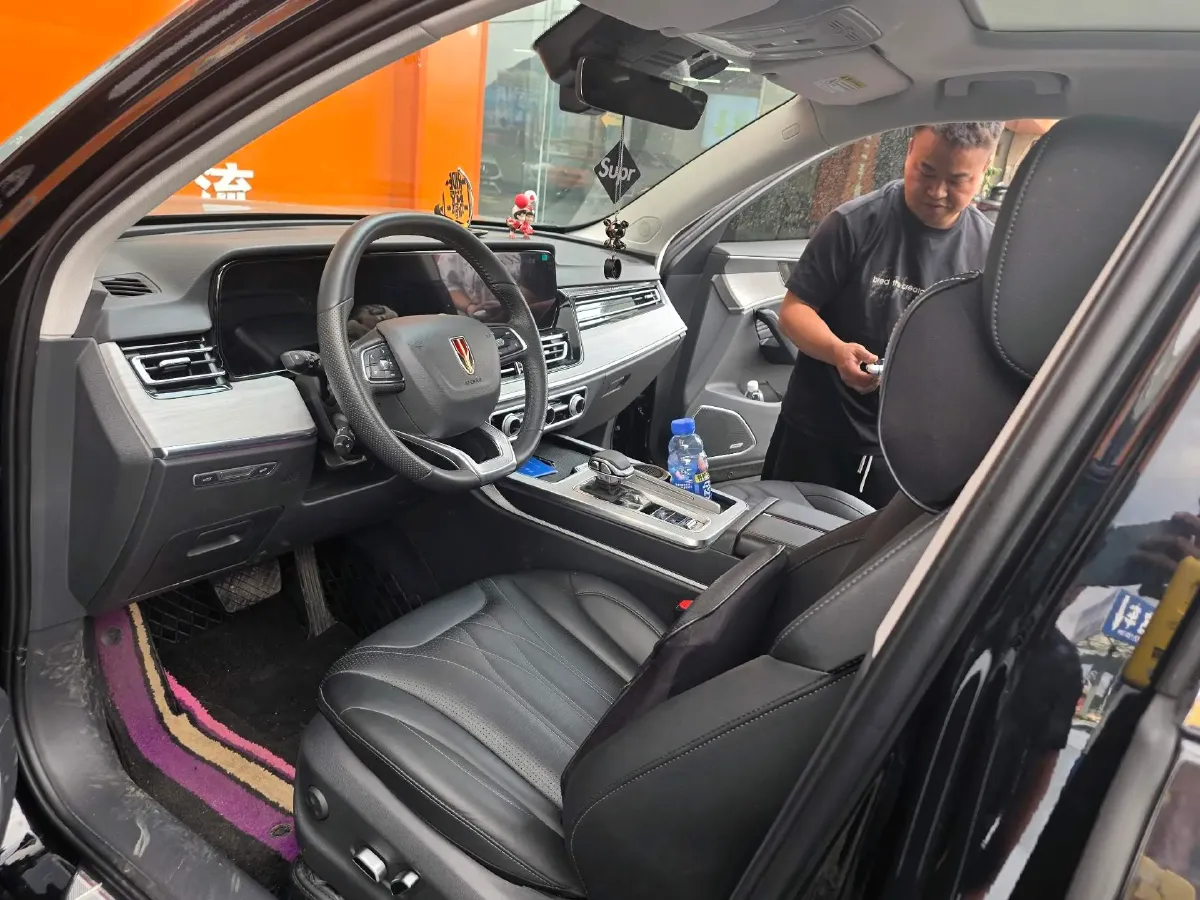 2023 HongQi HS5 2.0T 252HP L4 8AT,autocango,china used car exporter,china ev exporter,chinese used car exporter,chinese used ev exporter