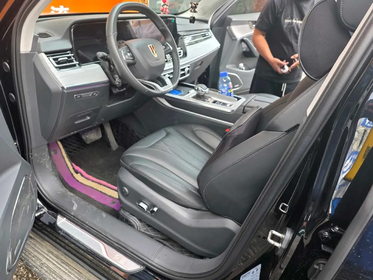 2023 HongQi HS5 2.0T 252HP L4 8AT,autocango,china used car exporter,china ev exporter,chinese used car exporter,chinese used ev exporter