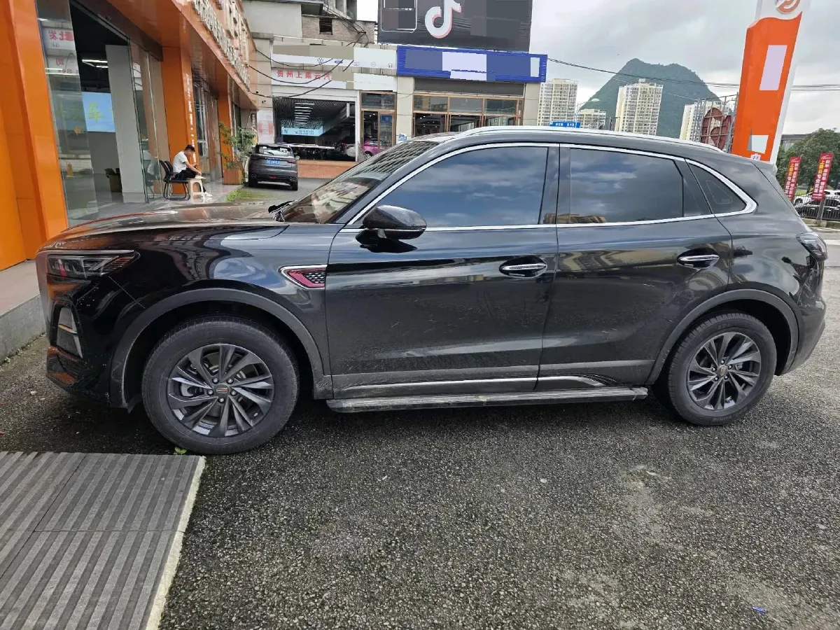 2023 HongQi HS5 2.0T 252HP L4 8AT,autocango,china used car exporter,china ev exporter,chinese used car exporter,chinese used ev exporter