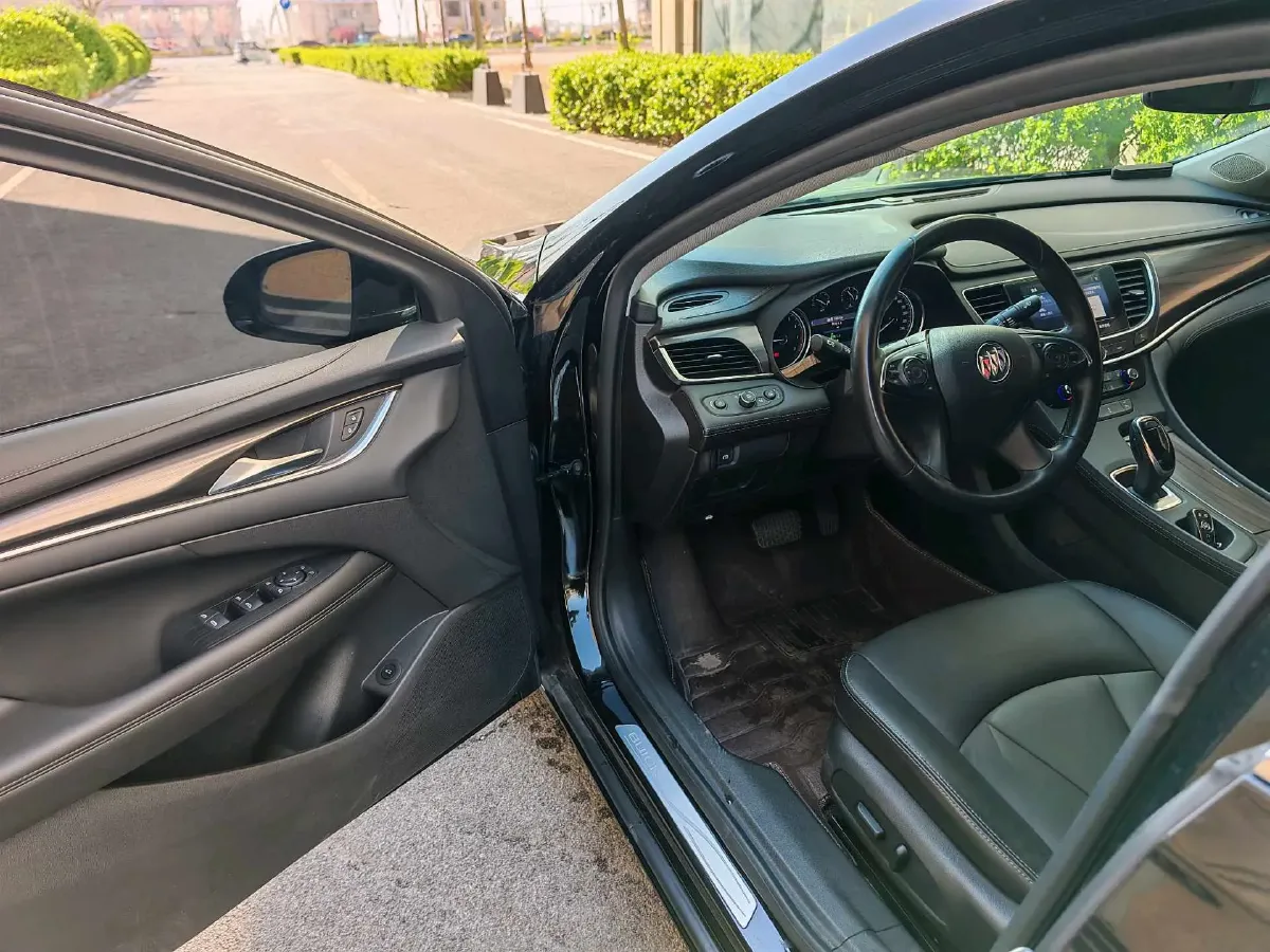 2020 Buick Larcosse 2.0T 237HP L4 9AT,autocango,china used car exporter,china ev exporter,chinese used car exporter,chinese used ev exporter
