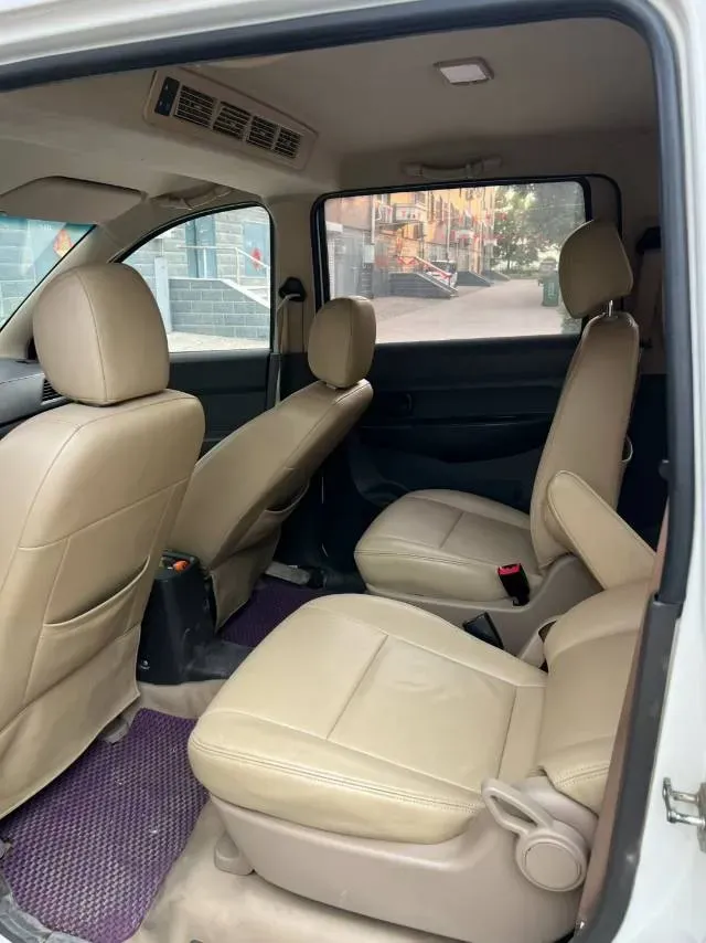 2016 WuLing HongGuang 1.5L 112HP L4 5MT,autocango,china used car exporter,china ev exporter,chinese used car exporter,chinese used ev exporter