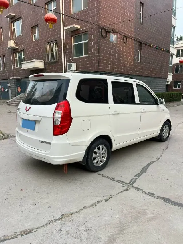 2016 WuLing HongGuang 1.5L 112HP L4 5MT,autocango,china used car exporter,china ev exporter,chinese used car exporter,chinese used ev exporter
