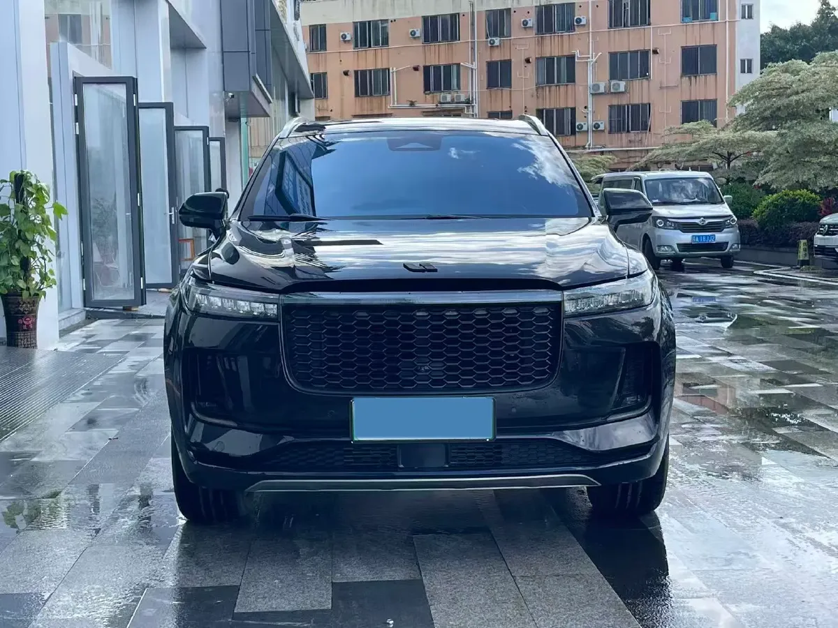 2021 Li ONE Range Extended 131HP REEV 40.5KWH,autocango,china used car exporter,china ev exporter,chinese used car exporter,chinese used ev exporter