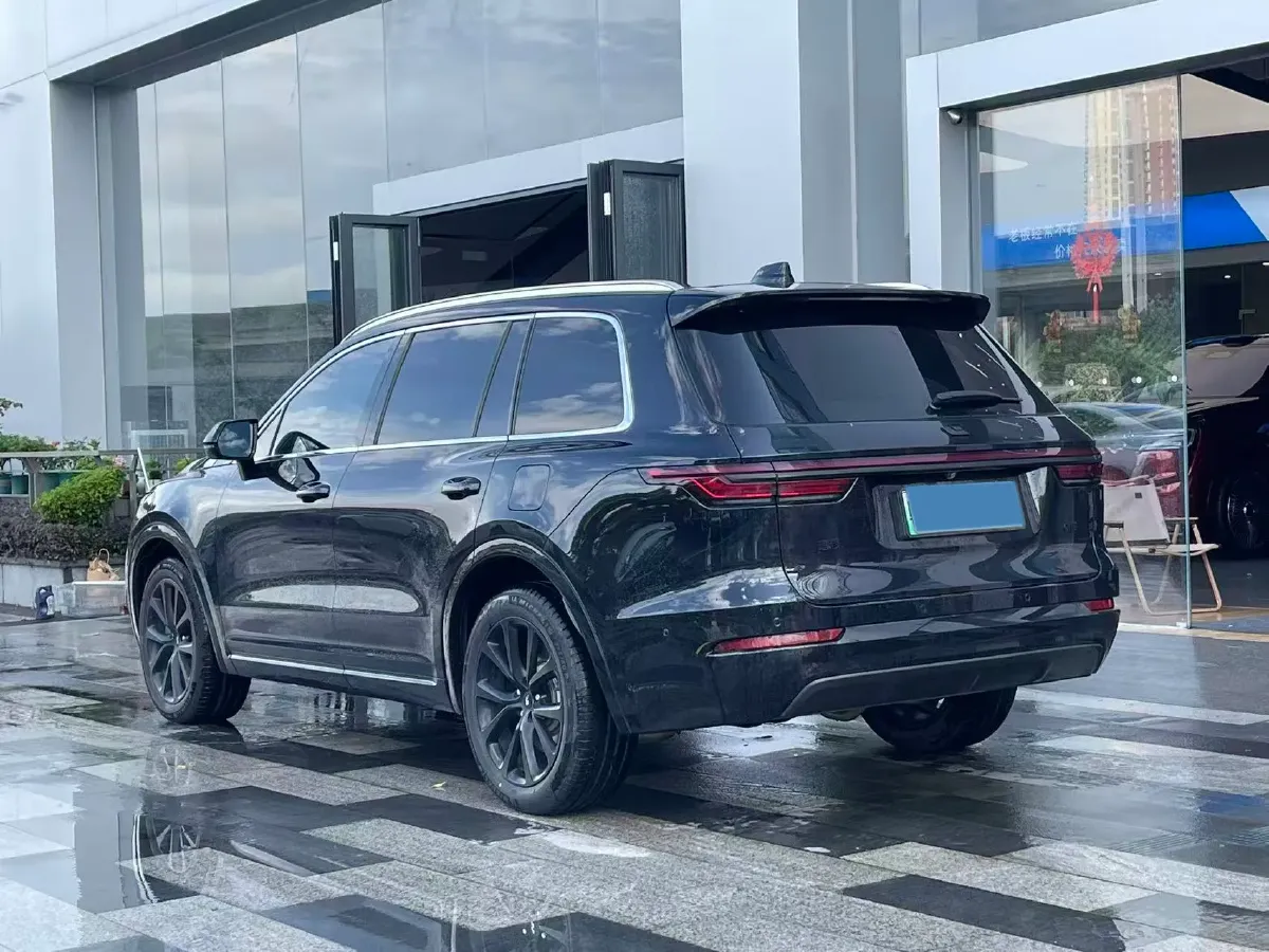 2021 Li ONE Range Extended 131HP REEV 40.5KWH,autocango,china used car exporter,china ev exporter,chinese used car exporter,chinese used ev exporter