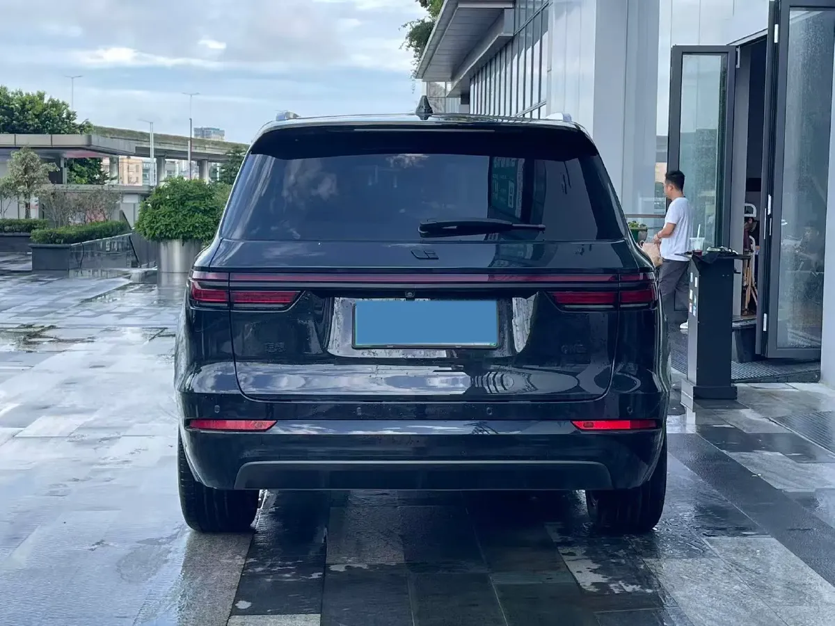 2021 Li ONE Range Extended 131HP REEV 40.5KWH,autocango,china used car exporter,china ev exporter,chinese used car exporter,chinese used ev exporter