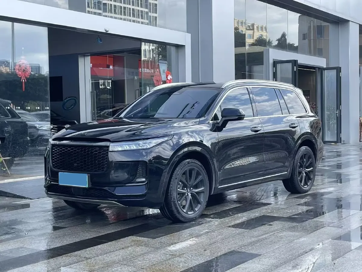 2021 Li ONE Range Extended 131HP REEV 40.5KWH,autocango,china used car exporter,china ev exporter,chinese used car exporter,chinese used ev exporter