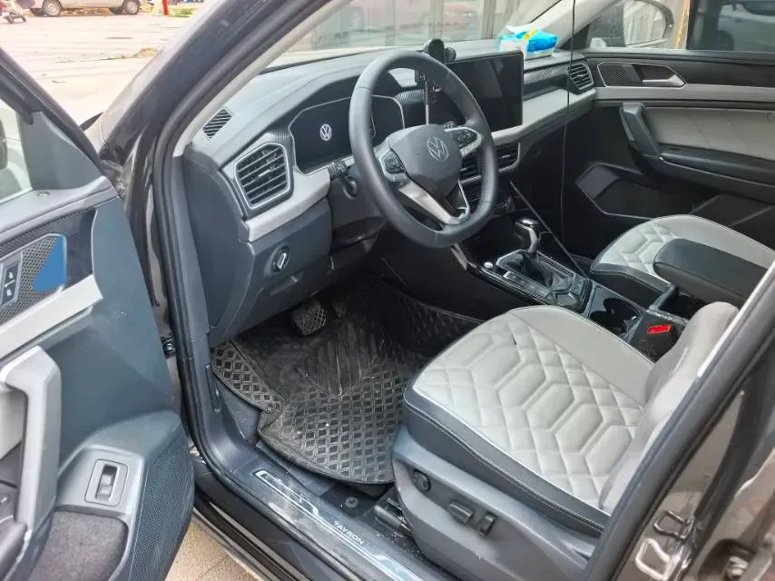 2024 Volkswagen Tayron 2.0T 186HP L4 7DCT,autocango,china used car exporter,china ev exporter,chinese used car exporter,chinese used ev exporter