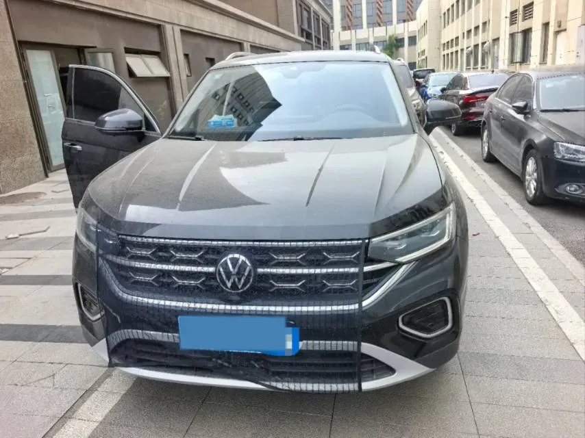 2024 Volkswagen Tayron 2.0T 186HP L4 7DCT,autocango,china used car exporter,china ev exporter,chinese used car exporter,chinese used ev exporter