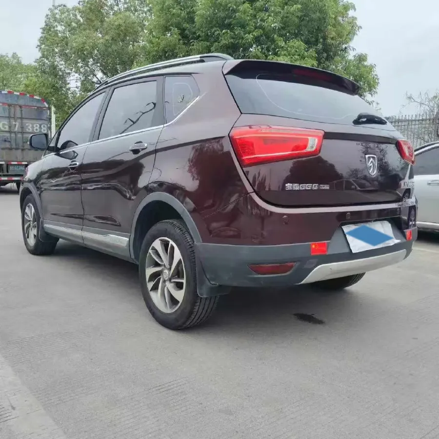 2017 BaoJun 560 1.5T 150HP L4 6MT,autocango,china used car exporter,china ev exporter,chinese used car exporter,chinese used ev exporter
