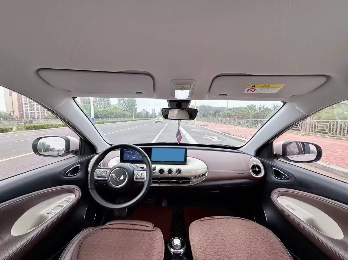2023 WuLing BinGuo BEV 31.9KWH,autocango,china used car exporter,china ev exporter,chinese used car exporter,chinese used ev exporter