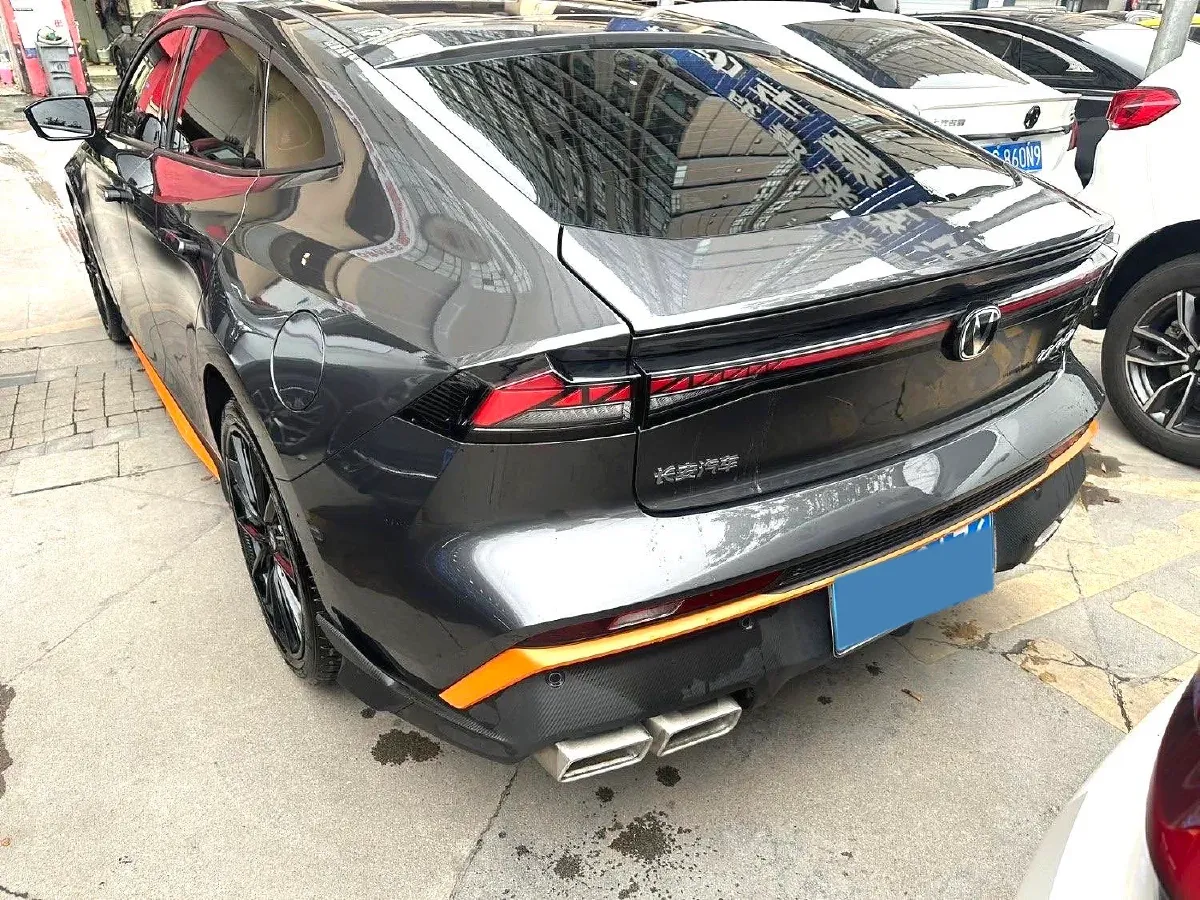 2024 ChangAn UNI-V 1.5T 188HP L4 7DCT,autocango,china used car exporter,china ev exporter,chinese used car exporter,chinese used ev exporter