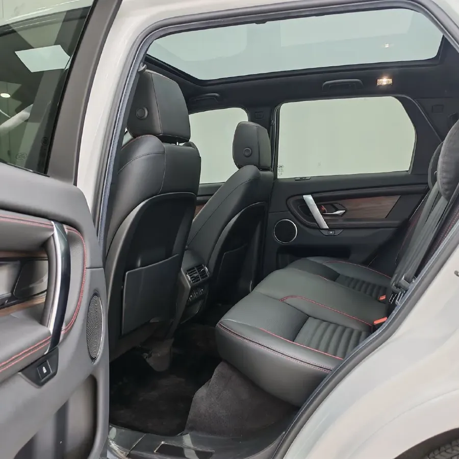 2022 Land Rover Discovery Sport 2.0T 249HP L4 9AT,autocango,china used car exporter,china ev exporter,chinese used car exporter,chinese used ev exporter