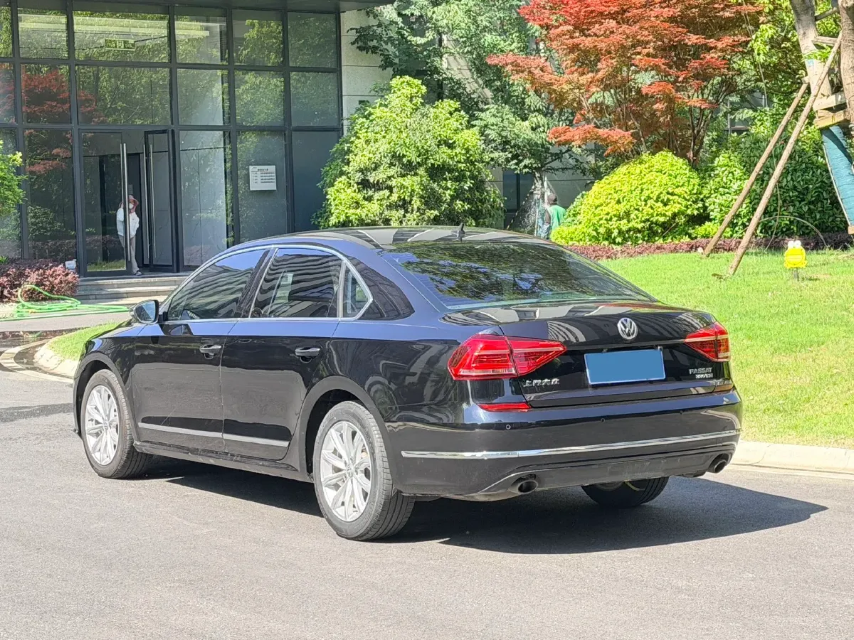 2016 Volkswagen Passat 1.8T 180HP L4 7DCT,autocango,china used car exporter,china ev exporter,chinese used car exporter,chinese used ev exporter