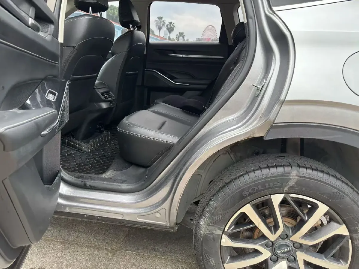 2021 Haval H6 1.5T 169HP L4 7DCT,autocango,china used car exporter,china ev exporter,chinese used car exporter,chinese used ev exporter