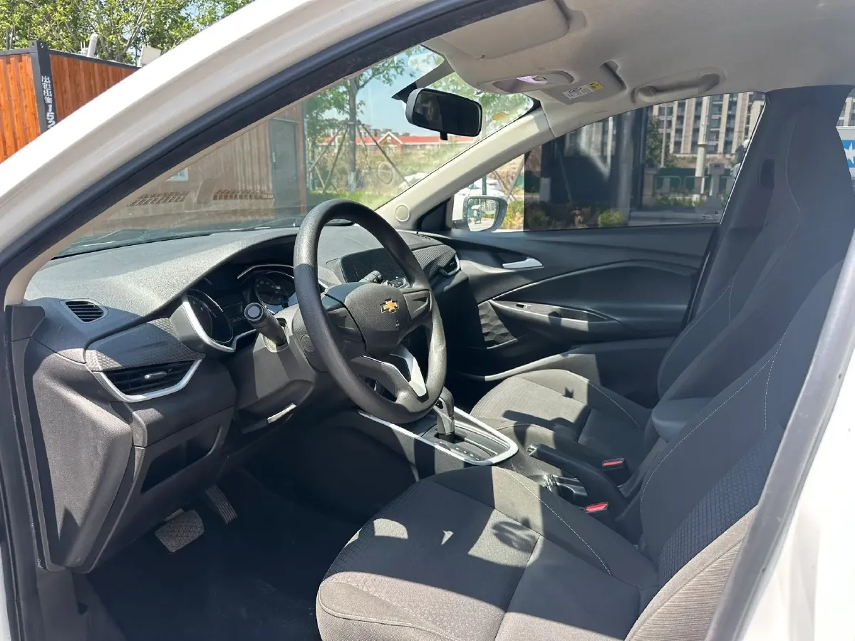 2022 Chevrolet Cavalier 1.0T 125HP L3 6AT,autocango,china used car exporter,china ev exporter,chinese used car exporter,chinese used ev exporter