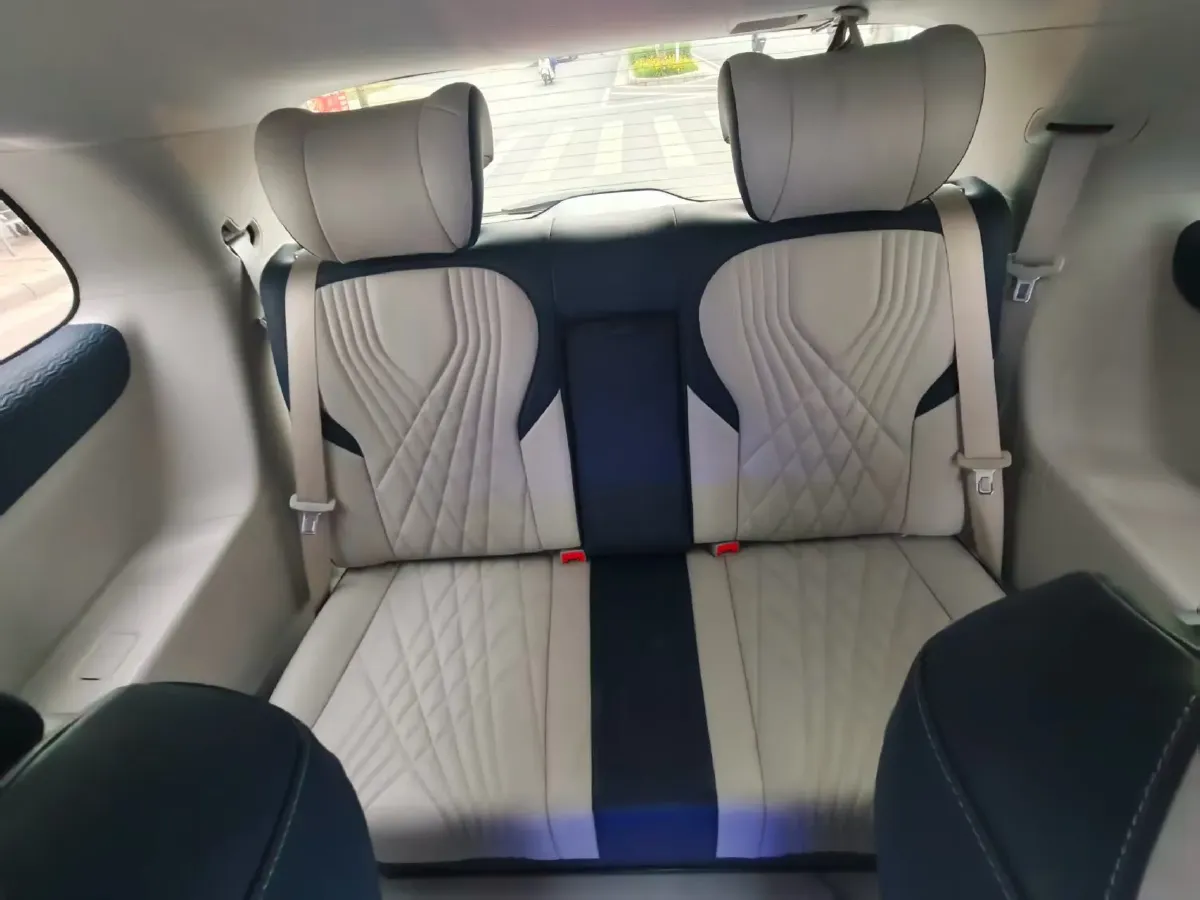 2023 Buick GL8 2.0T 237HP L4 9AT,autocango,china used car exporter,china ev exporter,chinese used car exporter,chinese used ev exporter
