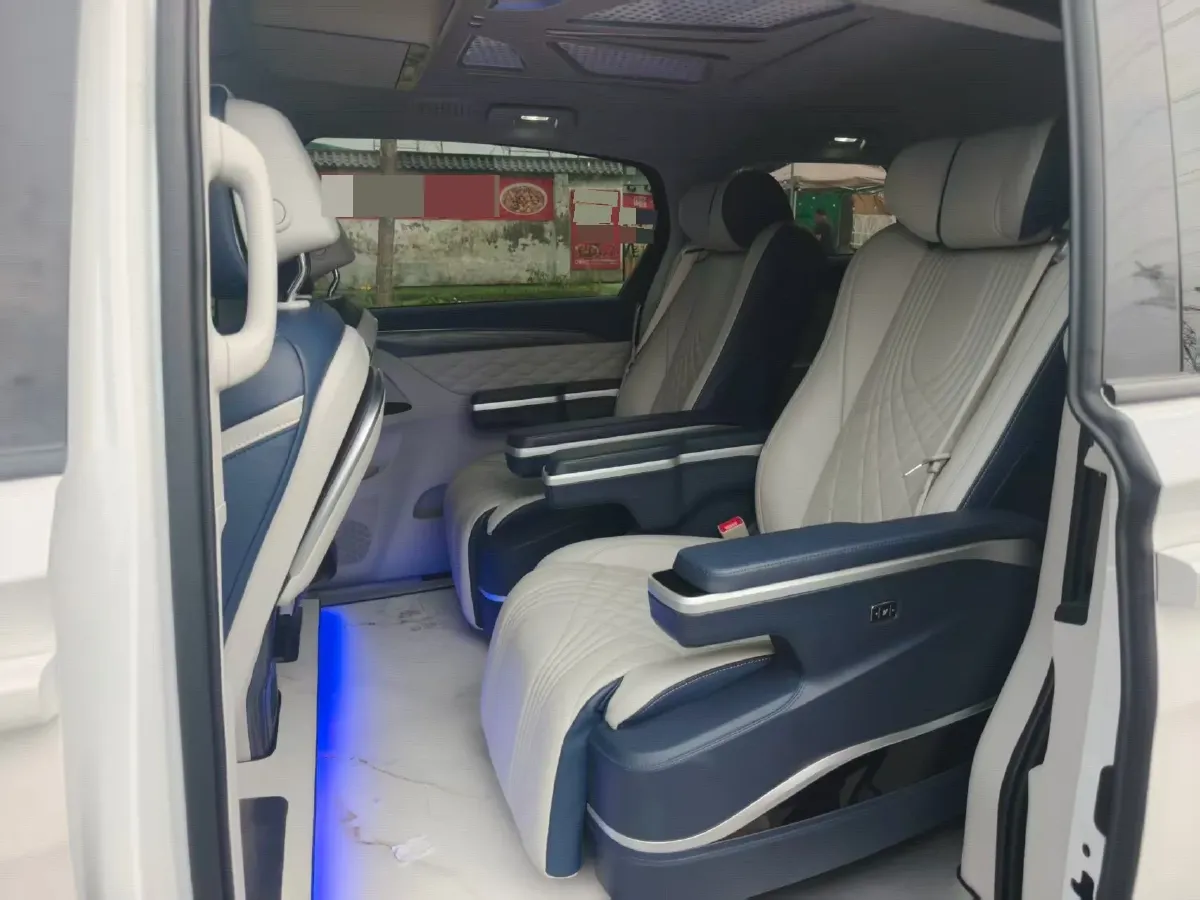 2023 Buick GL8 2.0T 237HP L4 9AT,autocango,china used car exporter,china ev exporter,chinese used car exporter,chinese used ev exporter