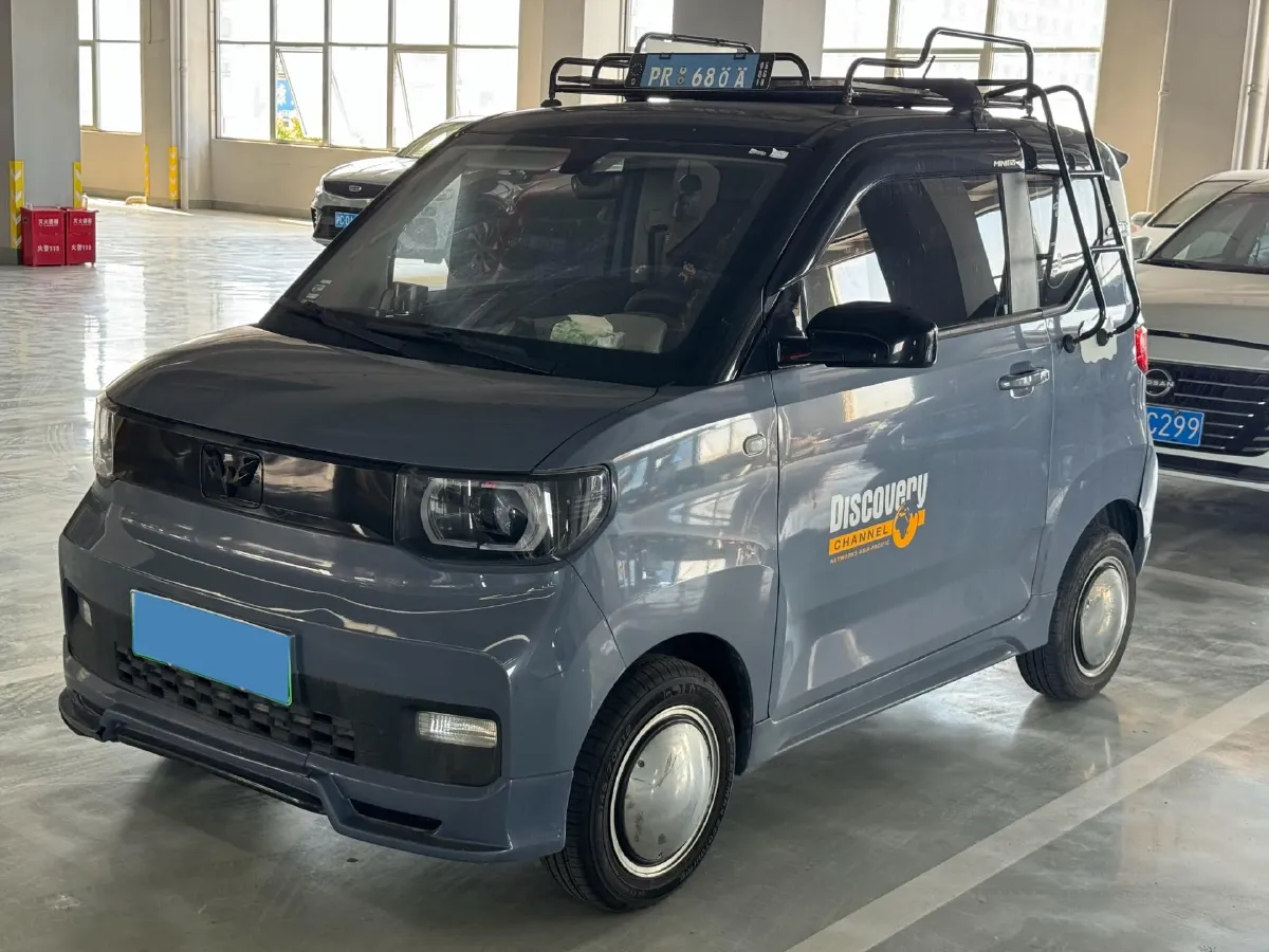 2021 WuLing HongGuang MINI EV BEV 13.9KWH,autocango,china used car exporter,china ev exporter,chinese used car exporter,chinese used ev exporter