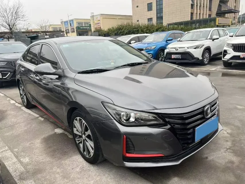 2021 ChangAn Raeton CC 1.5T 180HP L4 7DCT,autocango,china used car exporter,china ev exporter,chinese used car exporter,chinese used ev exporter