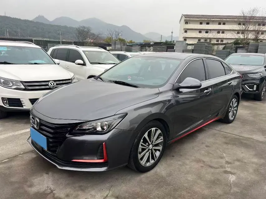 2021 ChangAn Raeton CC 1.5T 180HP L4 7DCT,autocango,china used car exporter,china ev exporter,chinese used car exporter,chinese used ev exporter