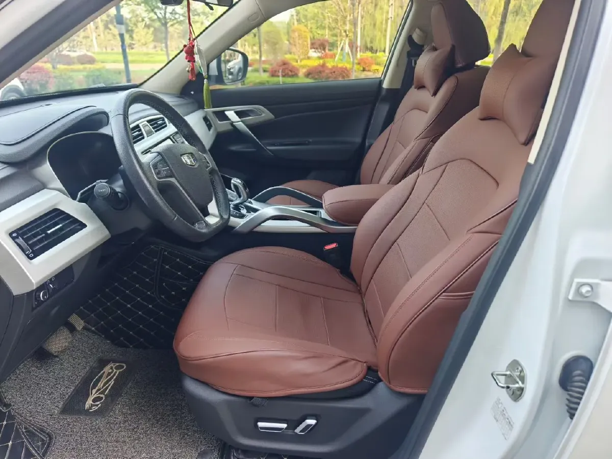 2020 Roewe i6 1.5T 169HP L4 7DCT,autocango,china used car exporter,china ev exporter,chinese used car exporter,chinese used ev exporter