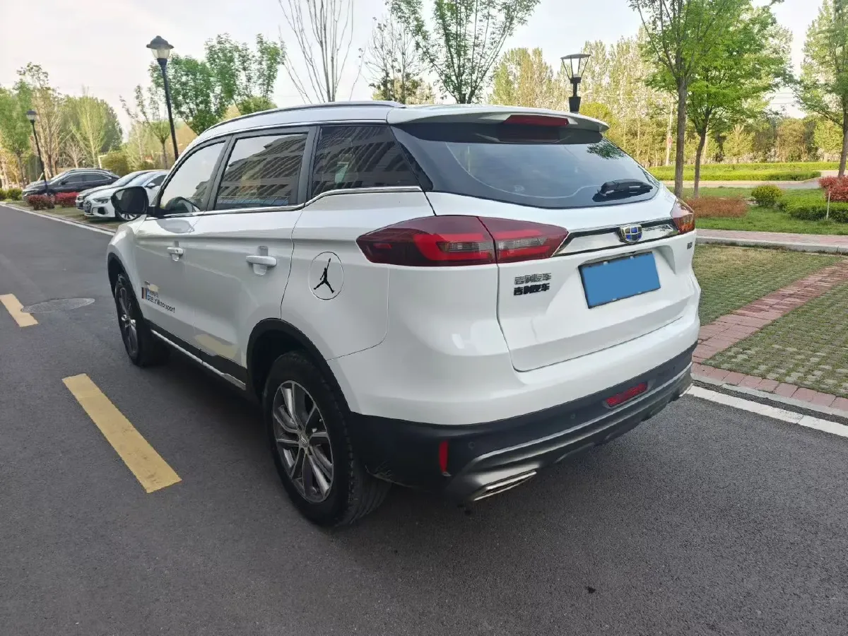 2020 Roewe i6 1.5T 169HP L4 7DCT,autocango,china used car exporter,china ev exporter,chinese used car exporter,chinese used ev exporter