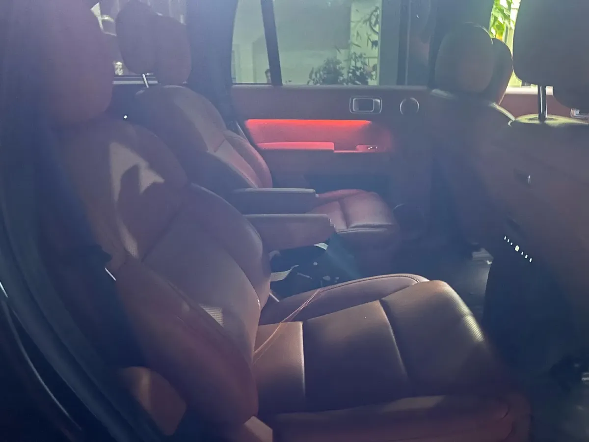 2023 Li L9 Range Extended 154HP REEV 42.6KWH,autocango,china used car exporter,china ev exporter,chinese used car exporter,chinese used ev exporter