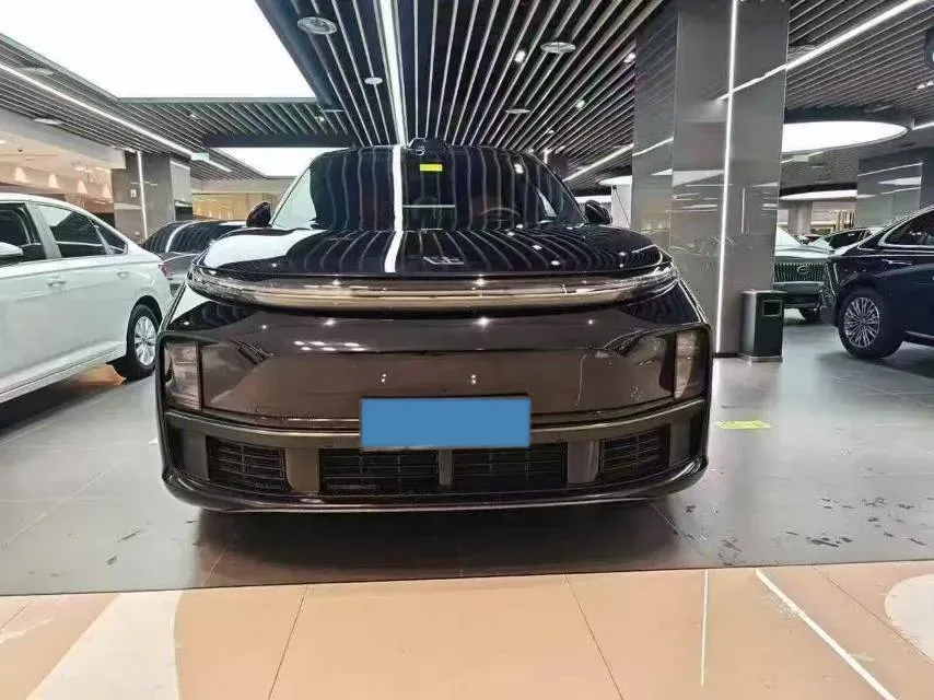 2024 Li L8 Range Extended 154HP REEV 42.8KWH,autocango,china used car exporter,china ev exporter,chinese used car exporter,chinese used ev exporter