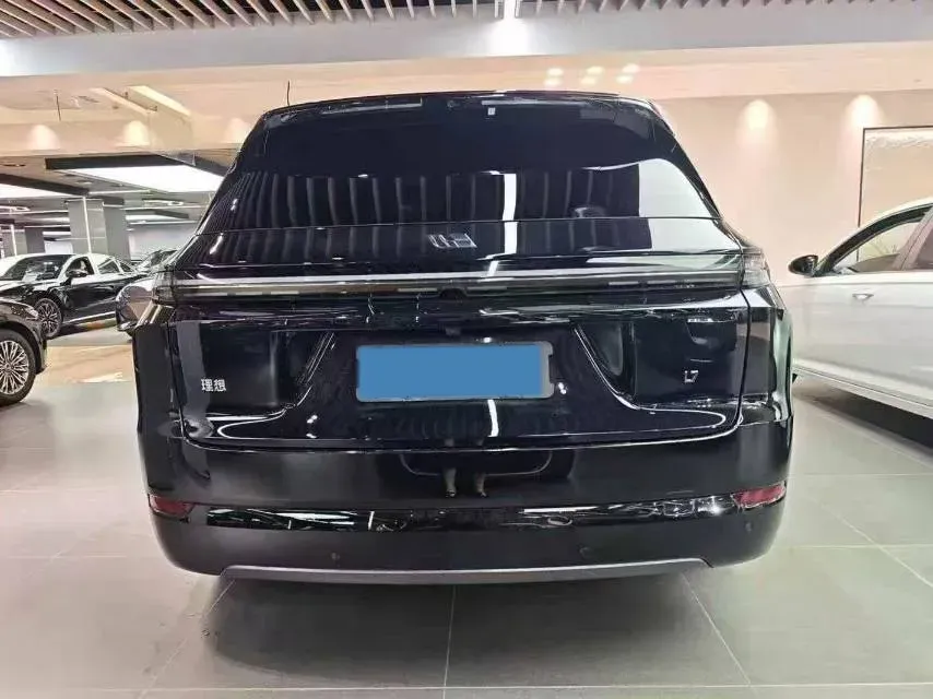 2024 Li L8 Range Extended 154HP REEV 42.8KWH,autocango,china used car exporter,china ev exporter,chinese used car exporter,chinese used ev exporter