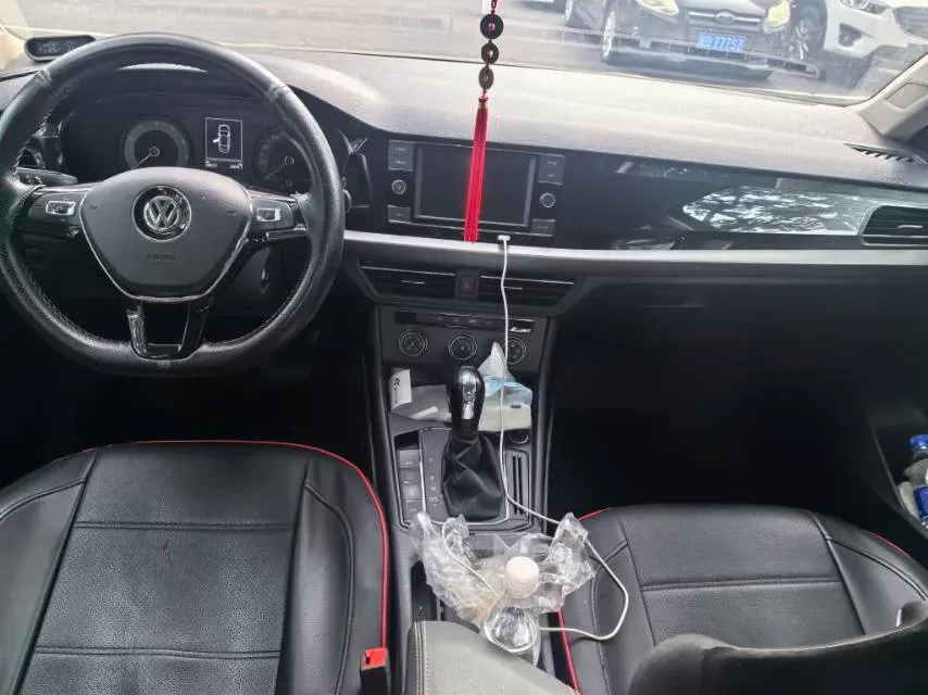 2018 Skoda Karoq 1.4T 150HP L4 7DCT,autocango,china used car exporter,china ev exporter,chinese used car exporter,chinese used ev exporter