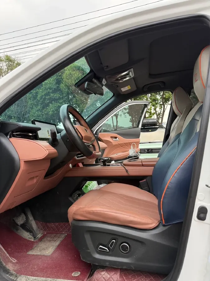 2024 ChangAn UNI-Z 1.5L 98HP L4 E-CVT PHEV 18.4KWH,autocango,china used car exporter,china ev exporter,chinese used car exporter,chinese used ev exporter