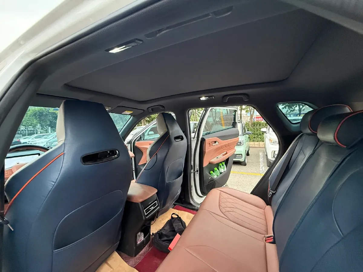 2024 ChangAn UNI-Z 1.5L 98HP L4 E-CVT PHEV 18.4KWH,autocango,china used car exporter,china ev exporter,chinese used car exporter,chinese used ev exporter